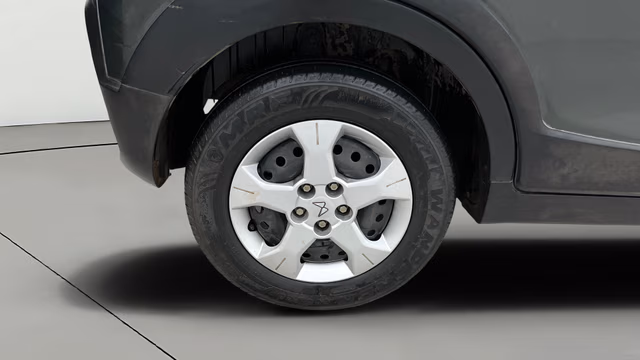 View Mahindra XUV 3XO Image 24 Used Mahindra XUV 3XO Image 24