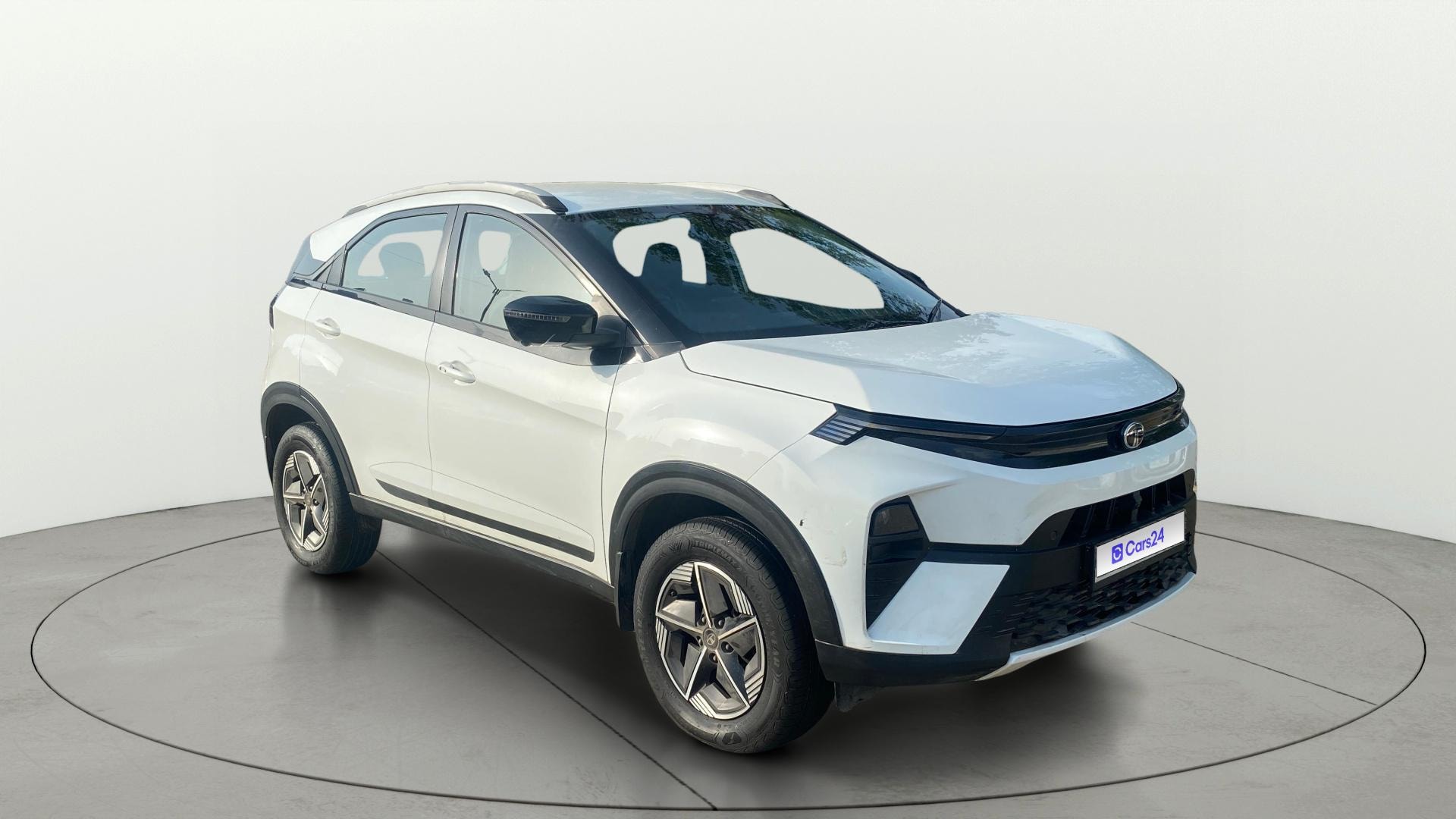 View 2024 Tata Nexon Revotron XE Image 38 Used 2024 Tata Nexon Revotron XE Image 38