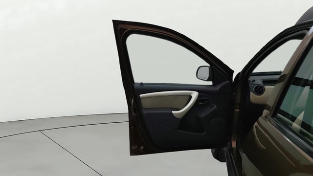 View Renault Duster Image 32 Used Renault Duster Image 32