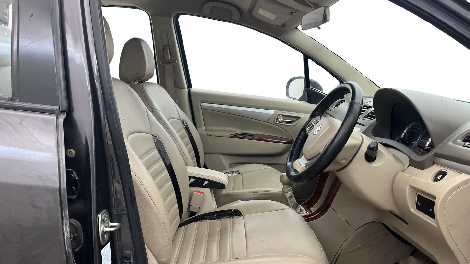 View 2018 Maruti Suzuki 1000 Base Variant Image 27 Used 2018 Maruti Suzuki 1000 Base Variant Image 27