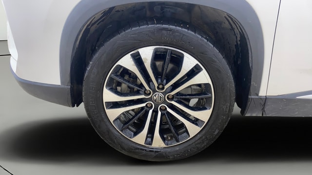 View MG Hector Plus Image 37 Used MG Hector Plus Image 37