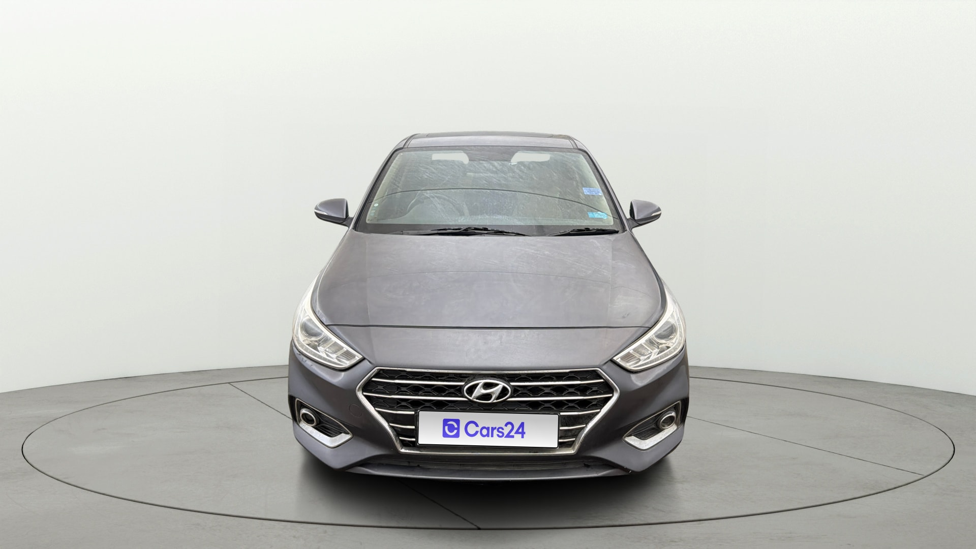 View 2017 Hyundai Verna 1.6 VTVT SX (O) AT Image 1 Used 2017 Hyundai Verna 1.6 VTVT SX (O) AT Image 1