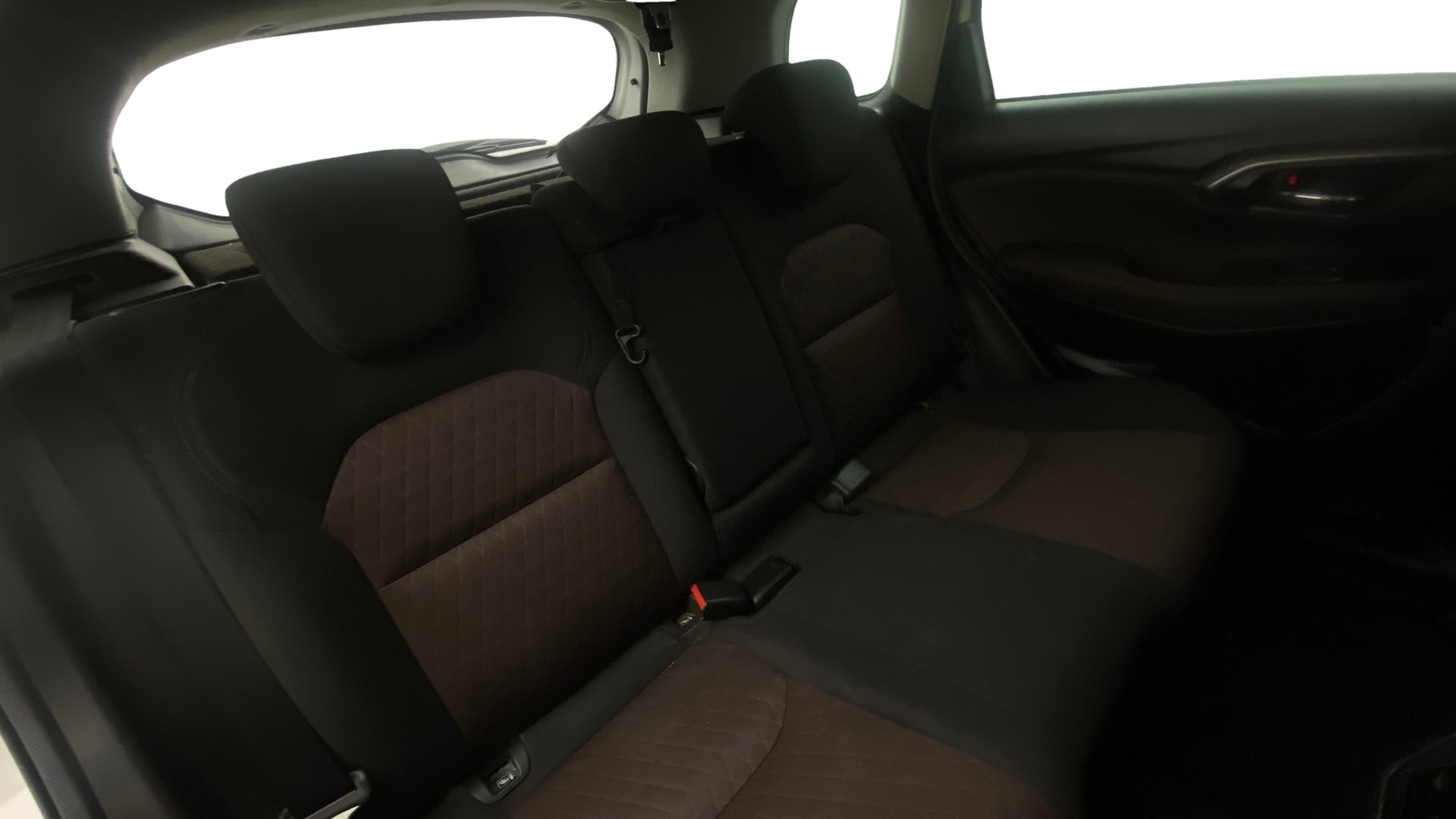 View 2023 Maruti Suzuki 1000 Base Variant Image 30 Used 2023 Maruti Suzuki 1000 Base Variant Image 30