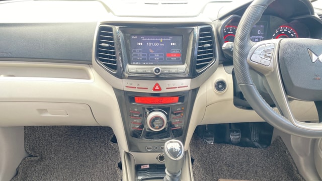 View Mahindra XUV300 Image 18 Used Mahindra XUV300 Image 18