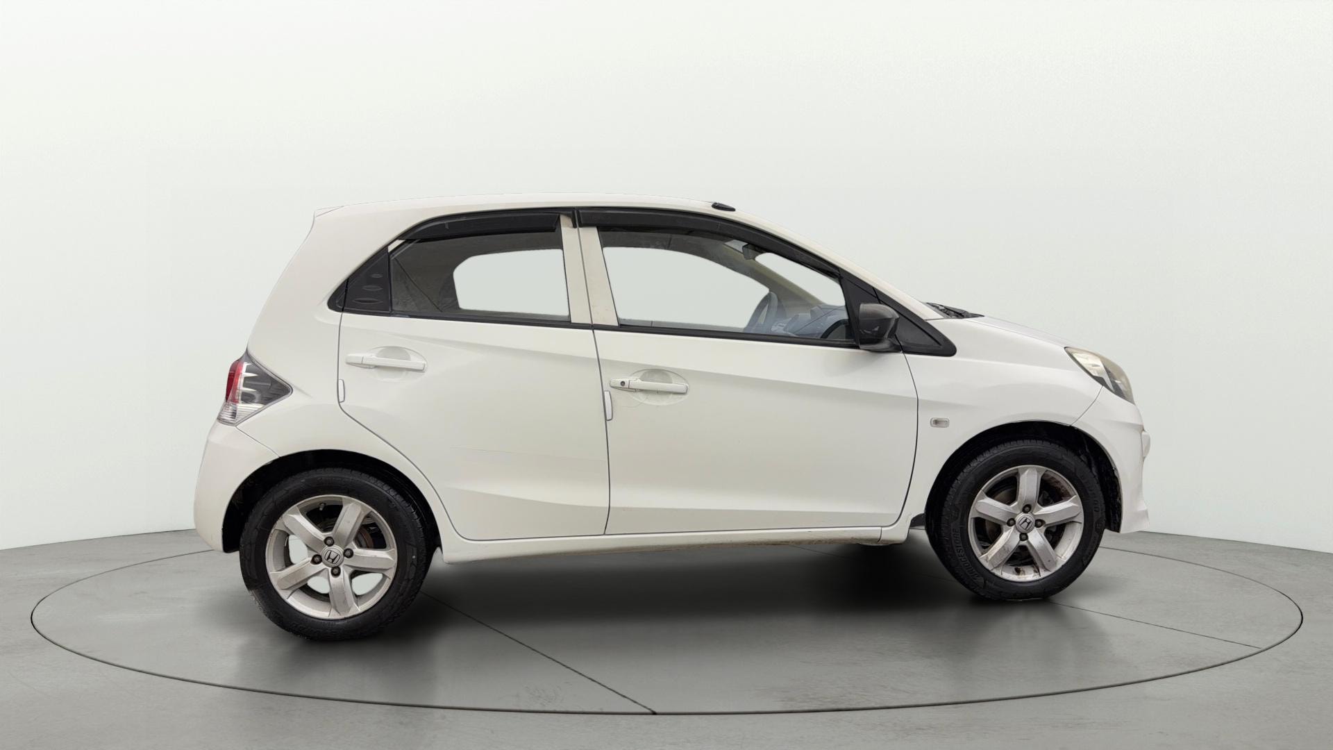 View 2015 Honda Brio E MT Petrol Image 8 Used 2015 Honda Brio E MT Petrol Image 8