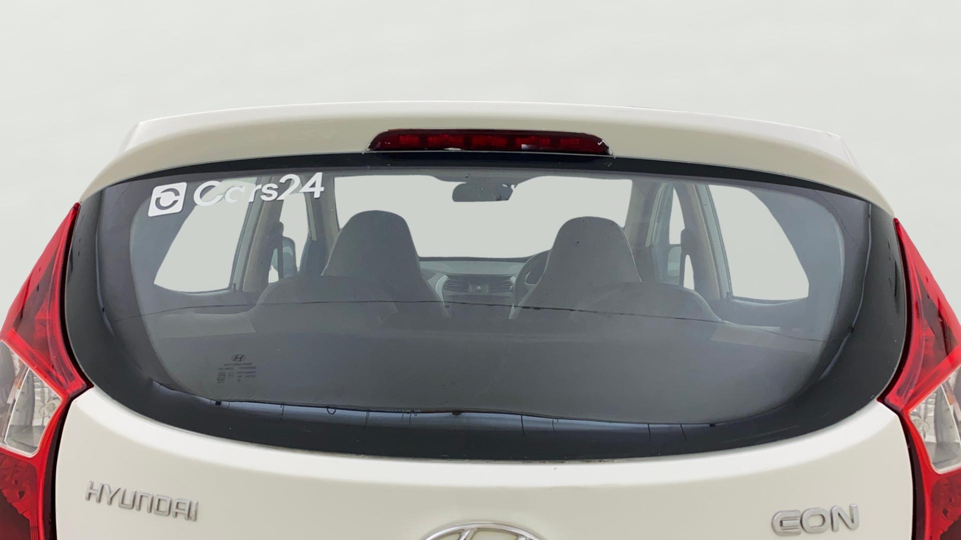 View 2016 Hyundai EON Era Plus Image 4 Used 2016 Hyundai EON Era Plus Image 4