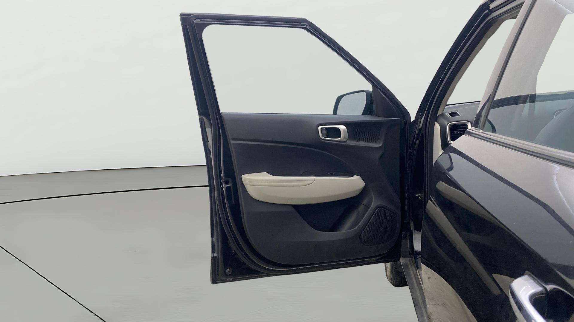 View 2023 Hyundai Venue SX (O) 1.0 Turbo Petrol DCT Image 38 Used 2023 Hyundai Venue SX (O) 1.0 Turbo Petrol DCT Image 38