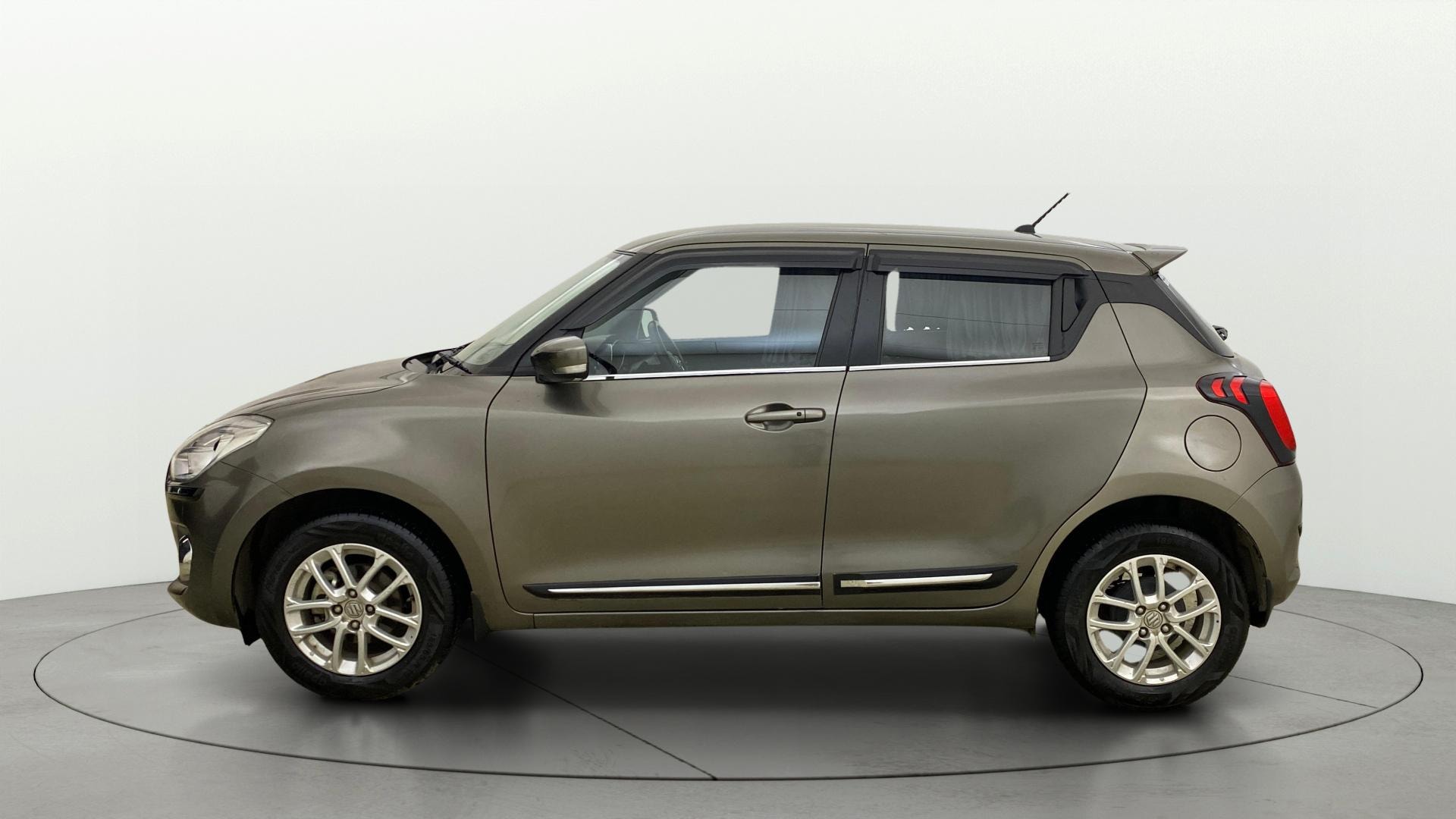 View 2023 Maruti Suzuki 1000 Base Variant Image 5 Used 2023 Maruti Suzuki 1000 Base Variant Image 5