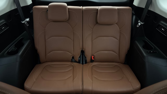 View MG Hector Plus Image 14 Used MG Hector Plus Image 14