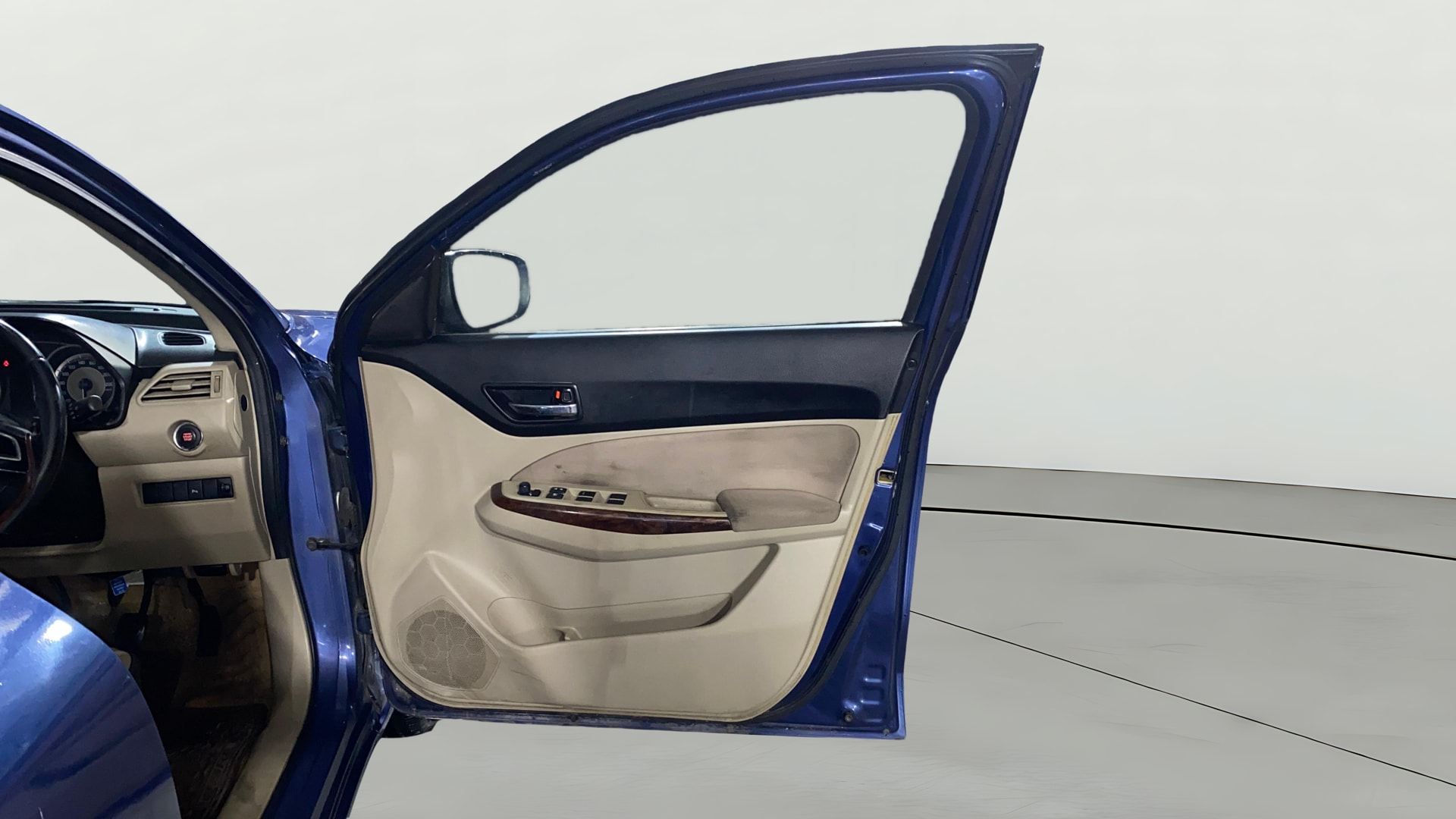 View 2018 Maruti Suzuki 1000 Base Variant Image 45 Used 2018 Maruti Suzuki 1000 Base Variant Image 45
