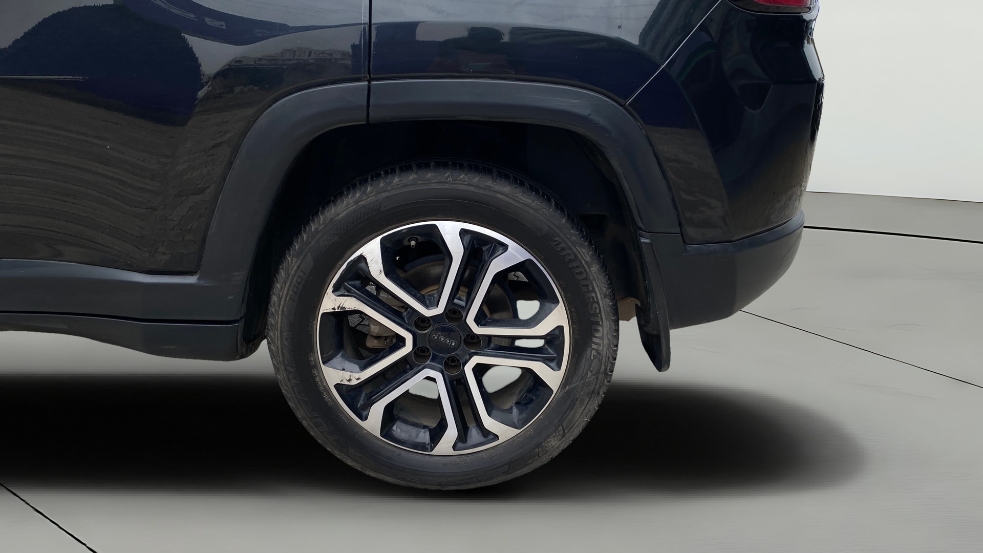 View 2021 Jeep Compass Limited 4X4 (O) 2.0 Diesel BS IV Image 11 Used 2021 Jeep Compass Limited 4X4 (O) 2.0 Diesel BS IV Image 11