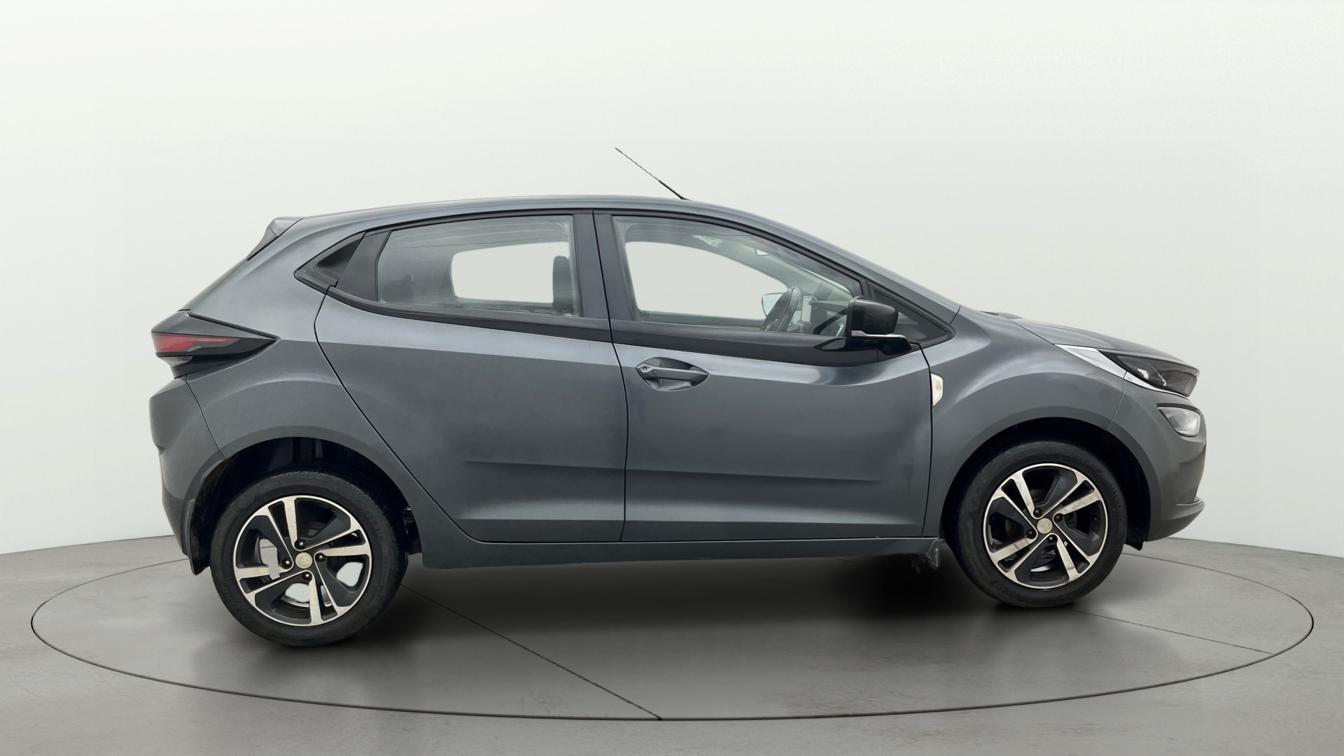 View 2021 Tata Altroz XZ Plus Petrol Image 28 Used 2021 Tata Altroz XZ Plus Petrol Image 28