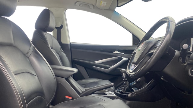 View MG Hector Image 28 Used MG Hector Image 28