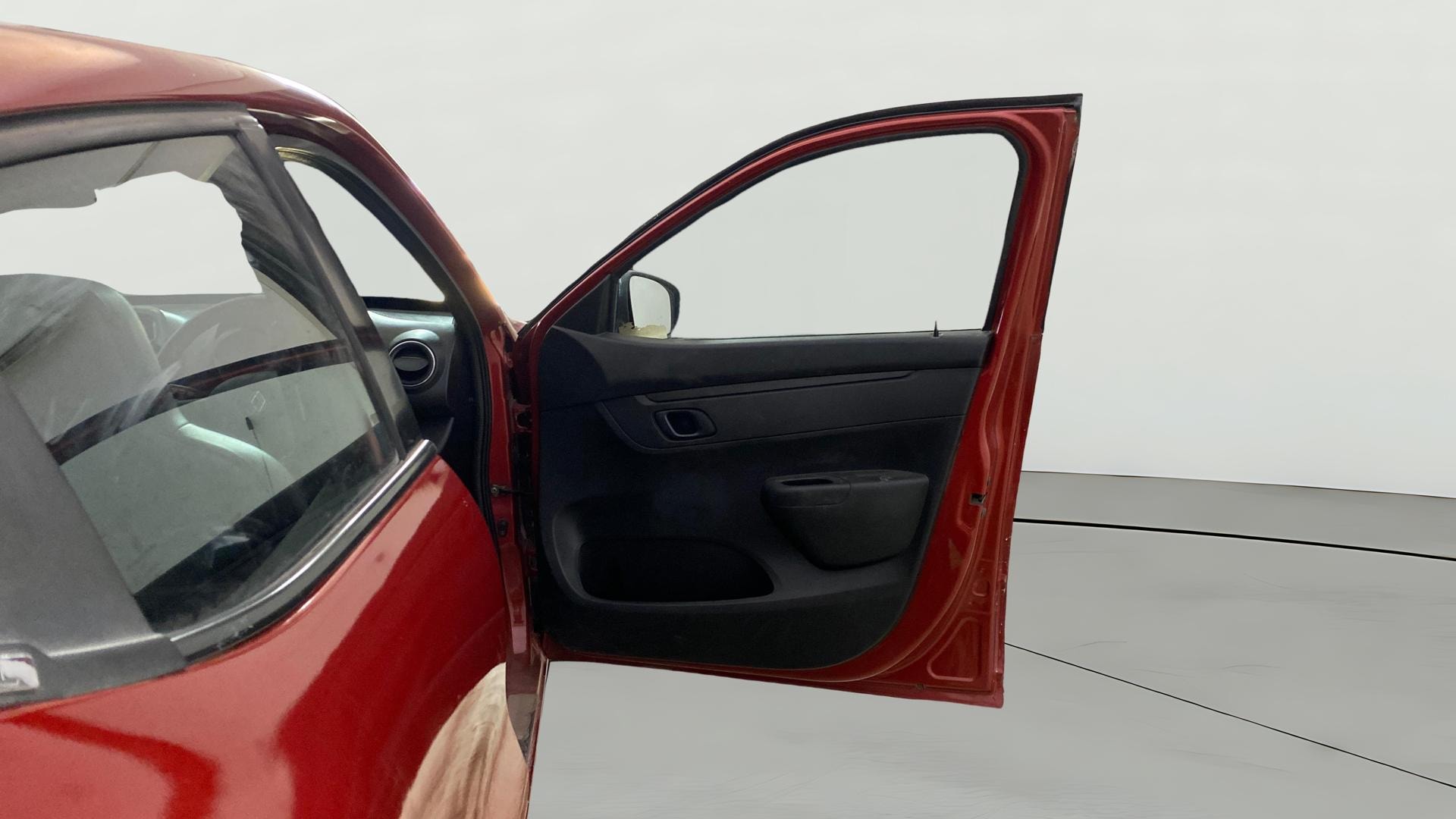 View 2018 Renault Kwid RXL Image 44 Used 2018 Renault Kwid RXL Image 44
