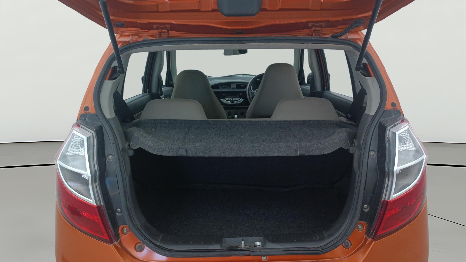 View 2016 Maruti Suzuki Alto K10 LX Image 36 Used 2016 Maruti Suzuki Alto K10 LX Image 36