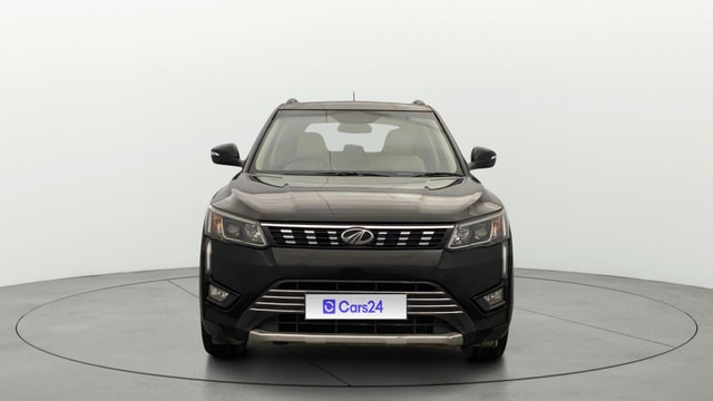 View Mahindra XUV300 Image 1 Used Mahindra XUV300 Image 1