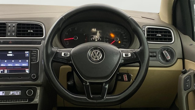 View Volkswagen Vento Image 20 Used Volkswagen Vento Image 20