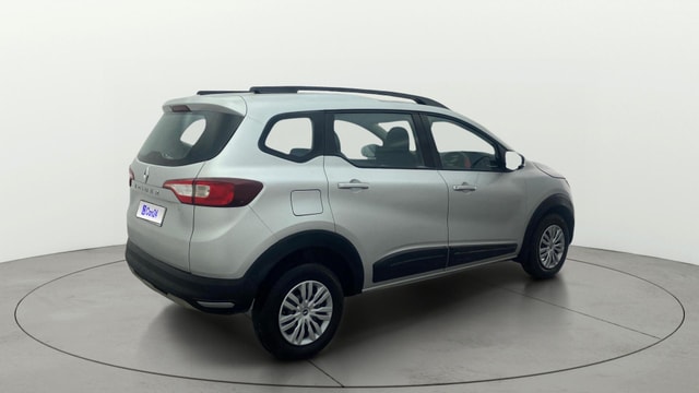 View Renault Triber Image 42 Used Renault Triber Image 42