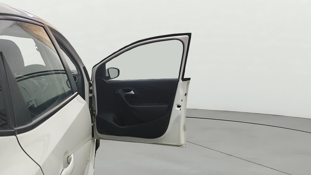 View Volkswagen Polo Image 43 Used Volkswagen Polo Image 43