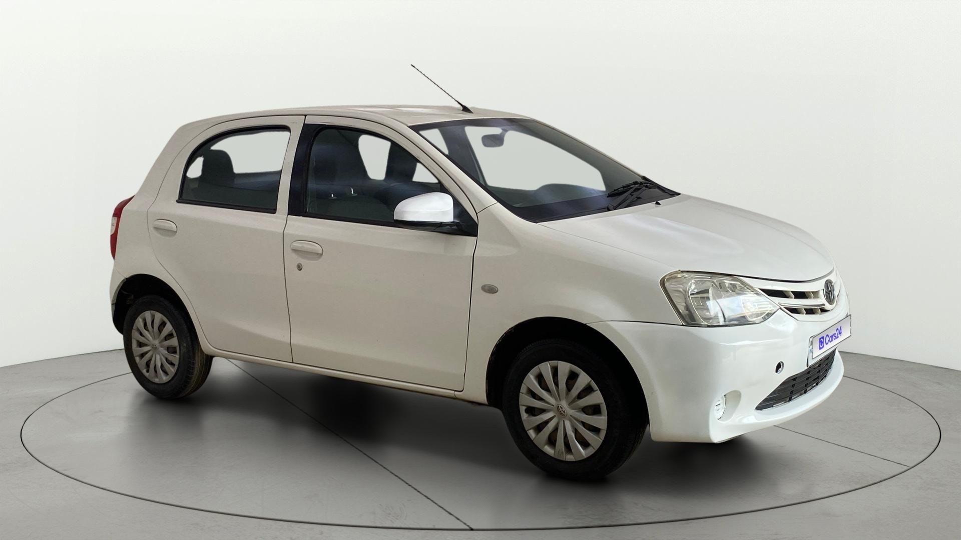 View 2013 Toyota Etios Liva GD Image 35 Used 2013 Toyota Etios Liva GD Image 35
