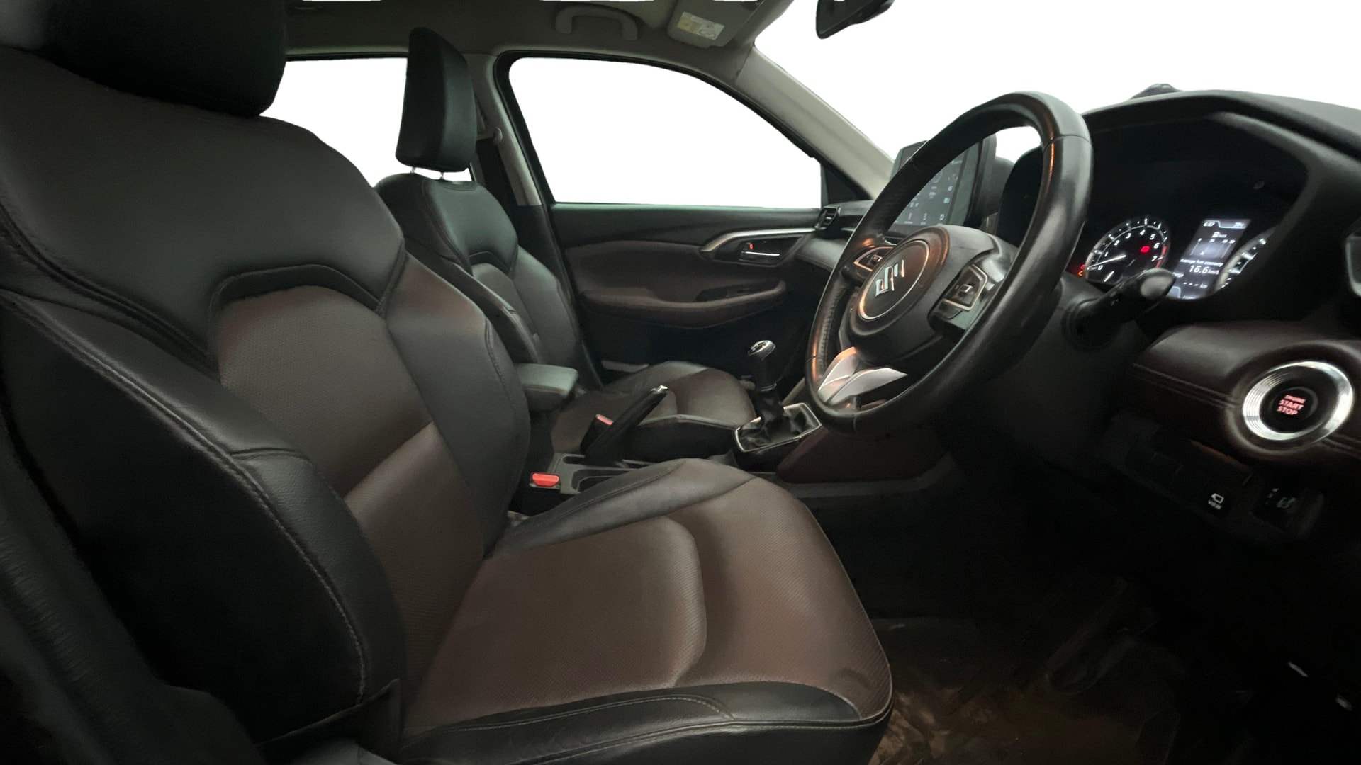 View 2022 Maruti Suzuki 1000 Base Variant Image 18 Used 2022 Maruti Suzuki 1000 Base Variant Image 18