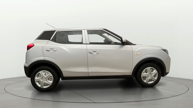 View Mahindra XUV300 Image 26 Used Mahindra XUV300 Image 26