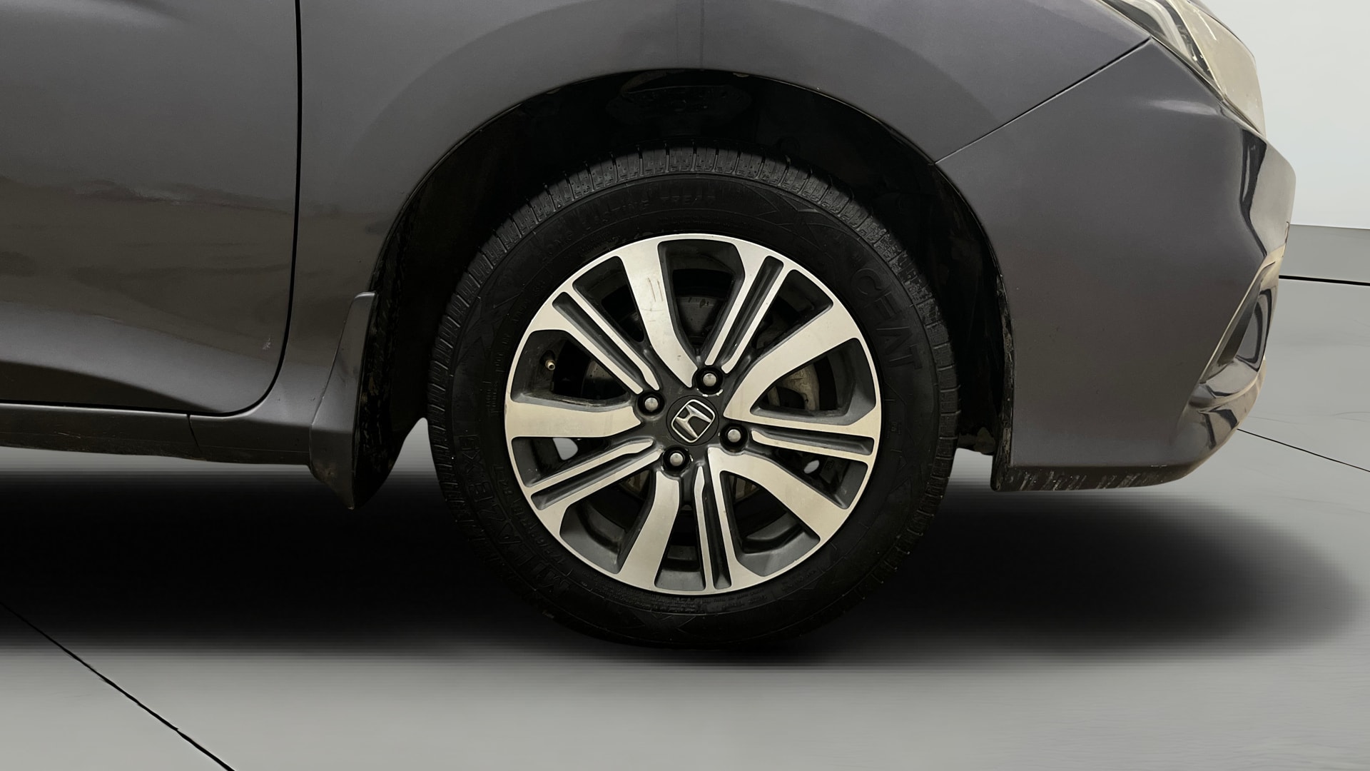 View 2017 Honda City ZX MT Diesel Anniversary Edition Image 43 Used 2017 Honda City ZX MT Diesel Anniversary Edition Image 43