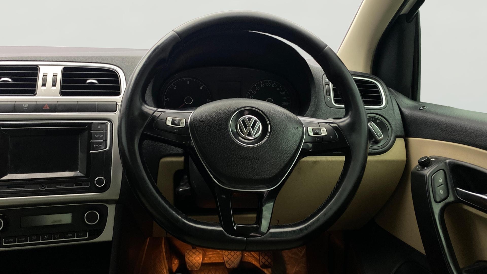 View 2016 Volkswagen Ameo 1.2L MPI Petrol Comfortline Image 20 Used 2016 Volkswagen Ameo 1.2L MPI Petrol Comfortline Image 20