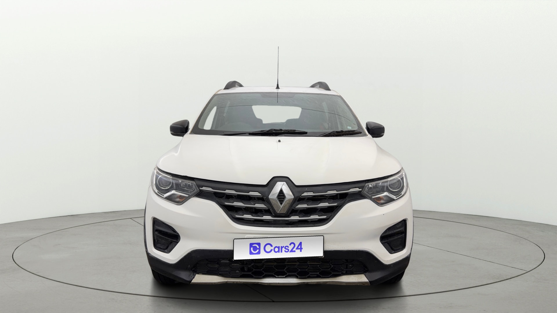 Used 2022 Renault Triber Used 2022 Renault Triber