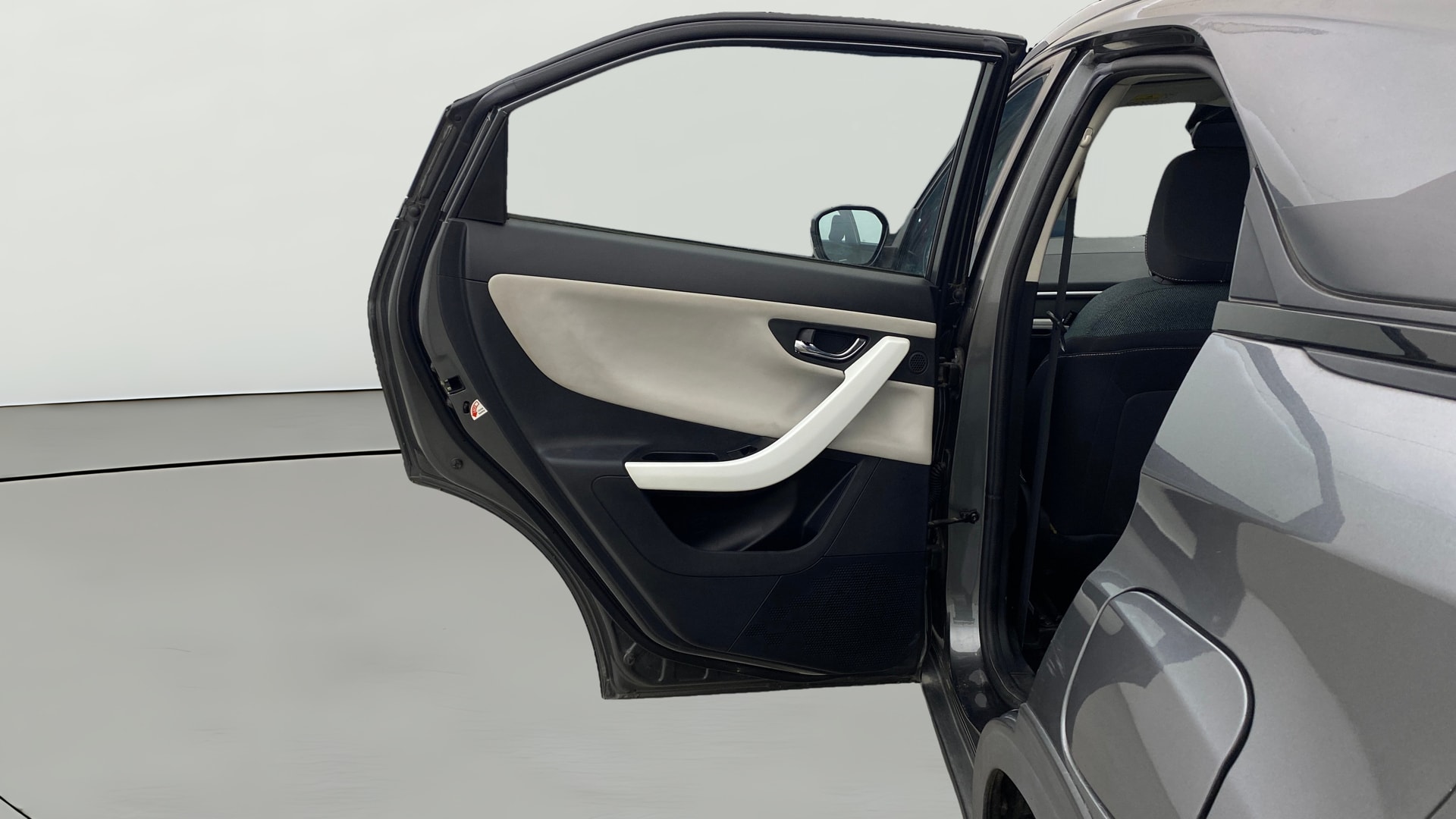 View 2024 Tata Nexon Revotron XE Image 23 Used 2024 Tata Nexon Revotron XE Image 23