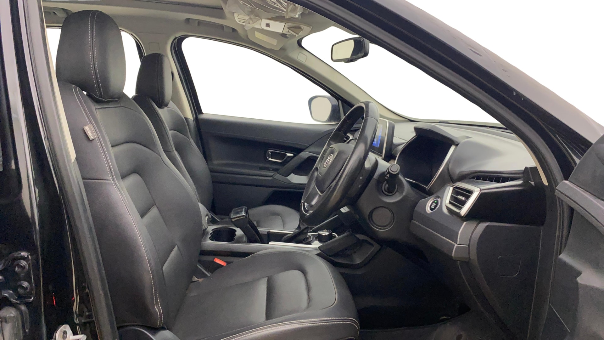 View 2020 Tata Harrier XE Image 18 Used 2020 Tata Harrier XE Image 18