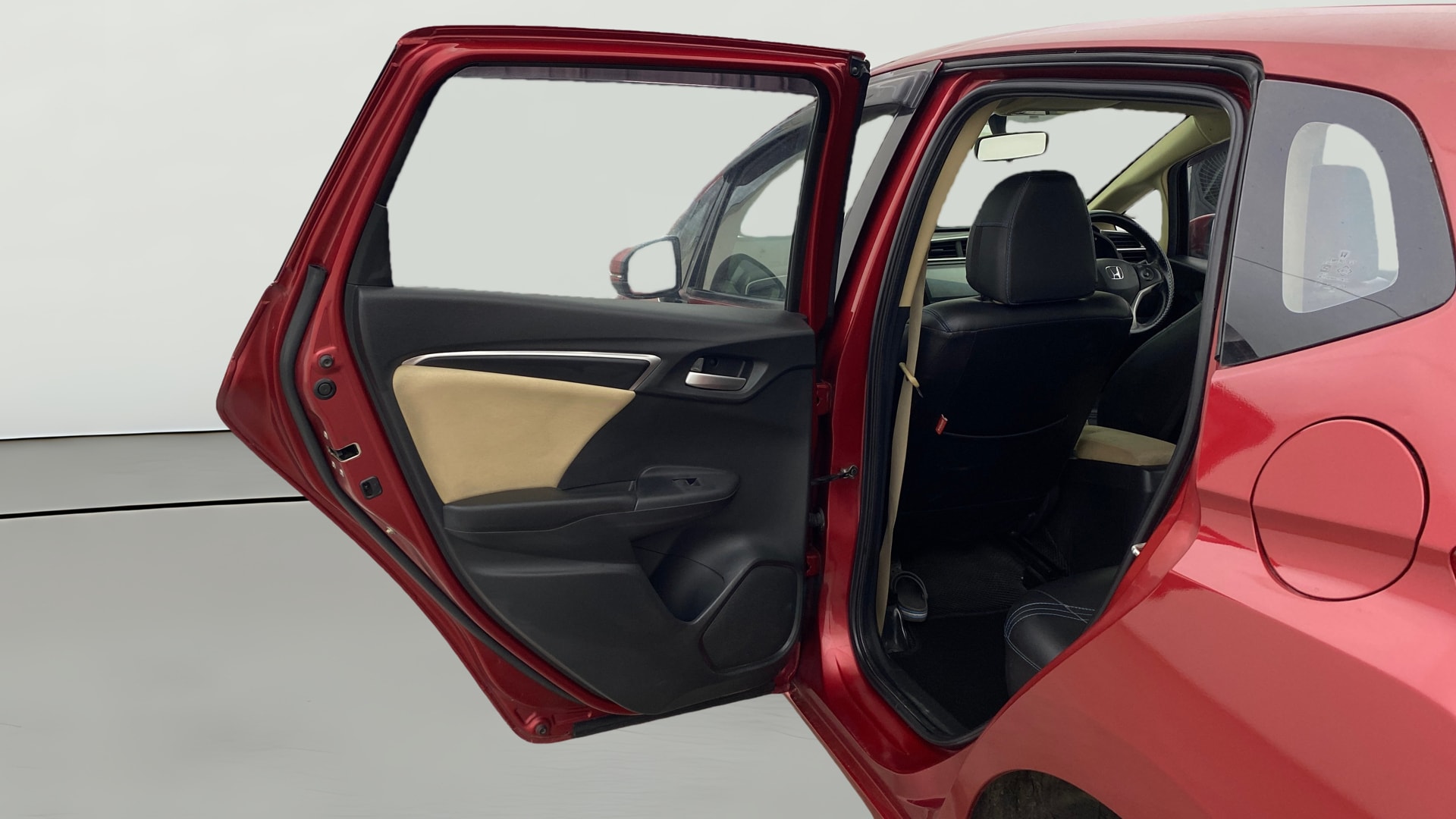 View 2019 Honda Jazz E MT Diesel Image 23 Used 2019 Honda Jazz E MT Diesel Image 23
