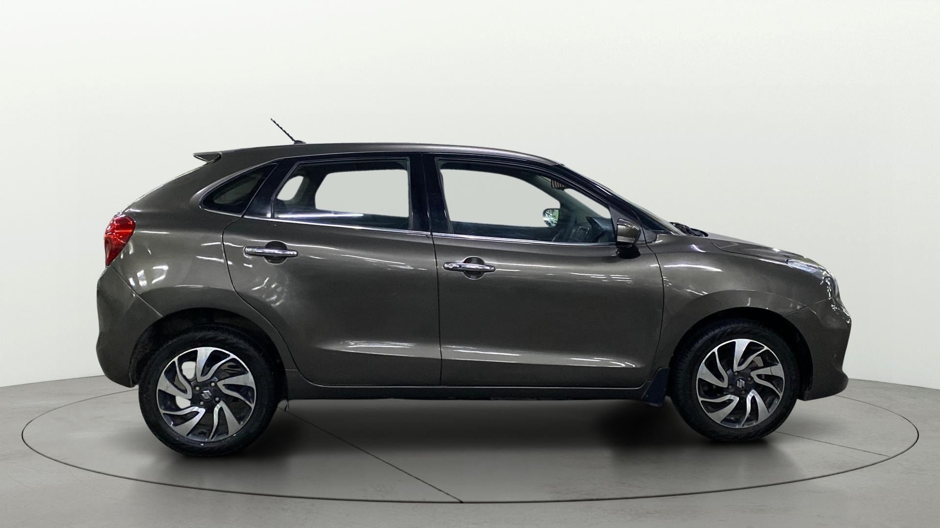 View 2019 Maruti Suzuki 1000 Base Variant Image 26 Used 2019 Maruti Suzuki 1000 Base Variant Image 26