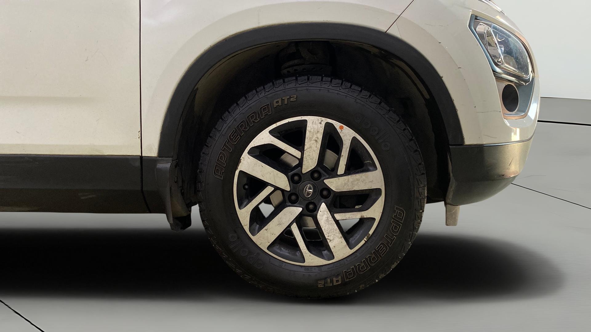 View 2021 Tata Harrier XE Image 42 Used 2021 Tata Harrier XE Image 42
