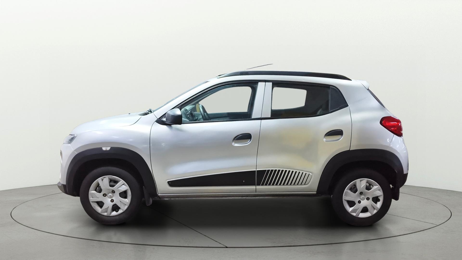 View 2020 Renault Kwid RXL Image 5 Used 2020 Renault Kwid RXL Image 5