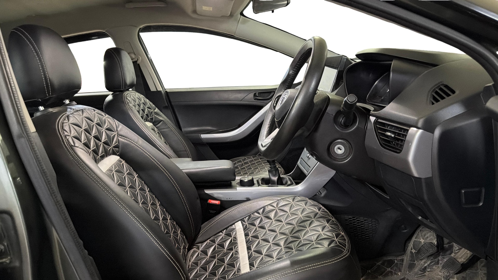 View 2021 Tata Nexon Revotron XE Image 26 Used 2021 Tata Nexon Revotron XE Image 26
