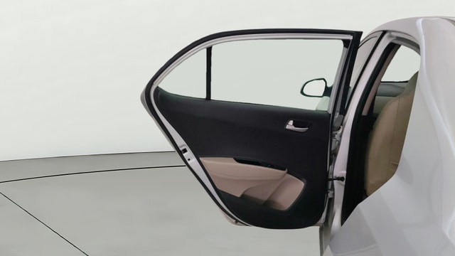 View Hyundai Xcent Image 22 Used Hyundai Xcent Image 22