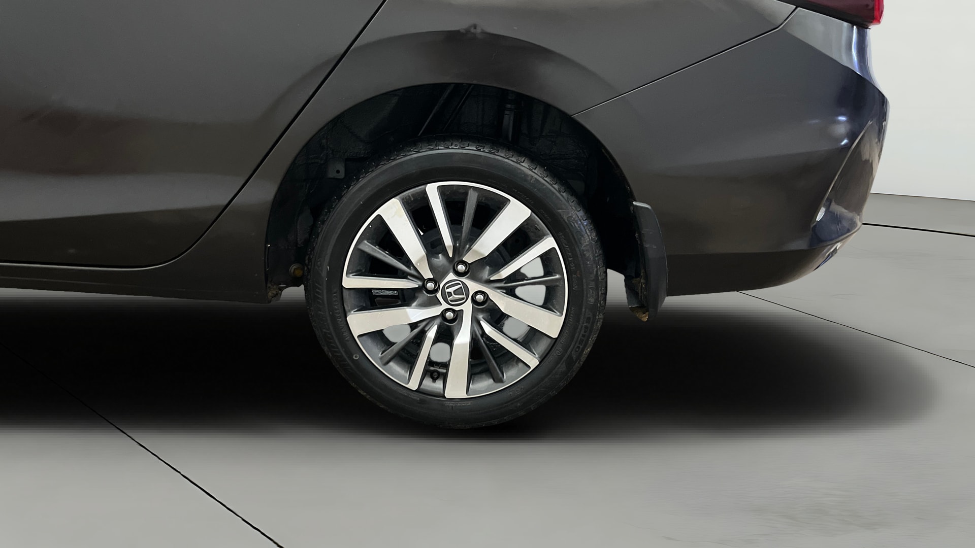 View 2022 Honda City ZX MT Diesel Anniversary Edition Image 12 Used 2022 Honda City ZX MT Diesel Anniversary Edition Image 12