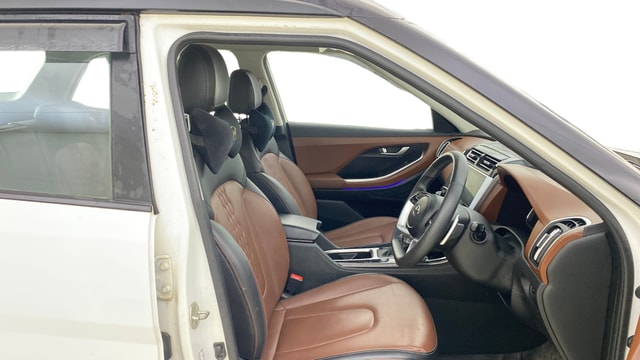 View Hyundai Alcazar Image 18 Used Hyundai Alcazar Image 18