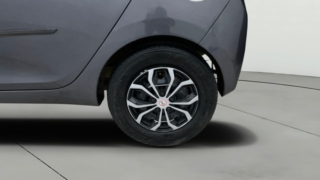 View Hyundai EON Image 11 Used Hyundai EON Image 11
