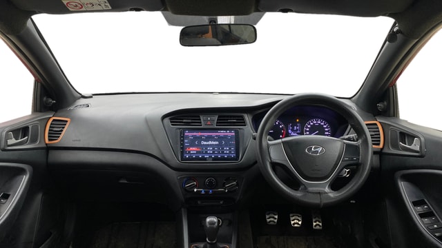 View Hyundai i20 Active Image 15 Used Hyundai i20 Active Image 15