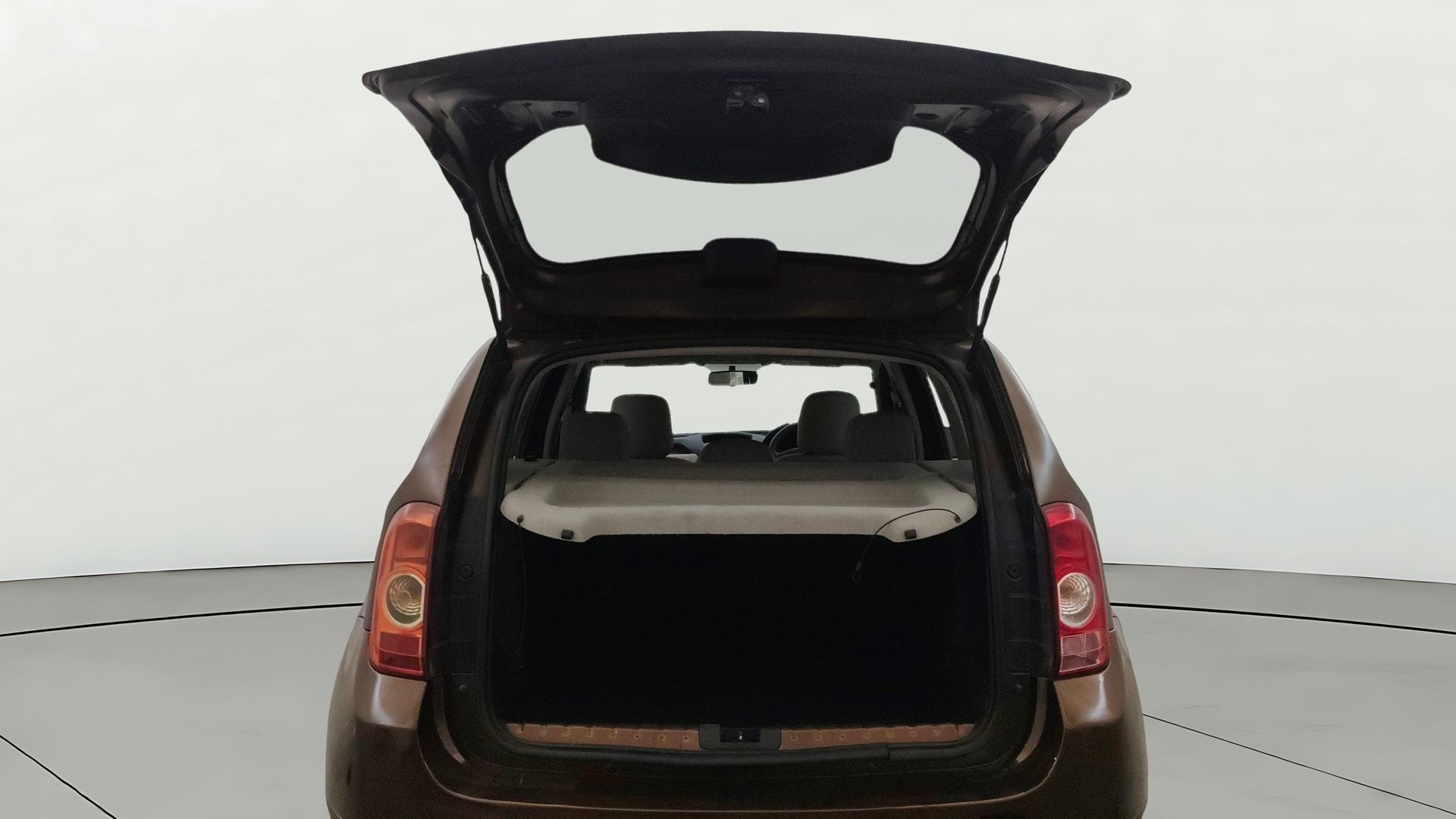 View 2013 Renault Duster Diesel 85PS STD Image 16 Used 2013 Renault Duster Diesel 85PS STD Image 16
