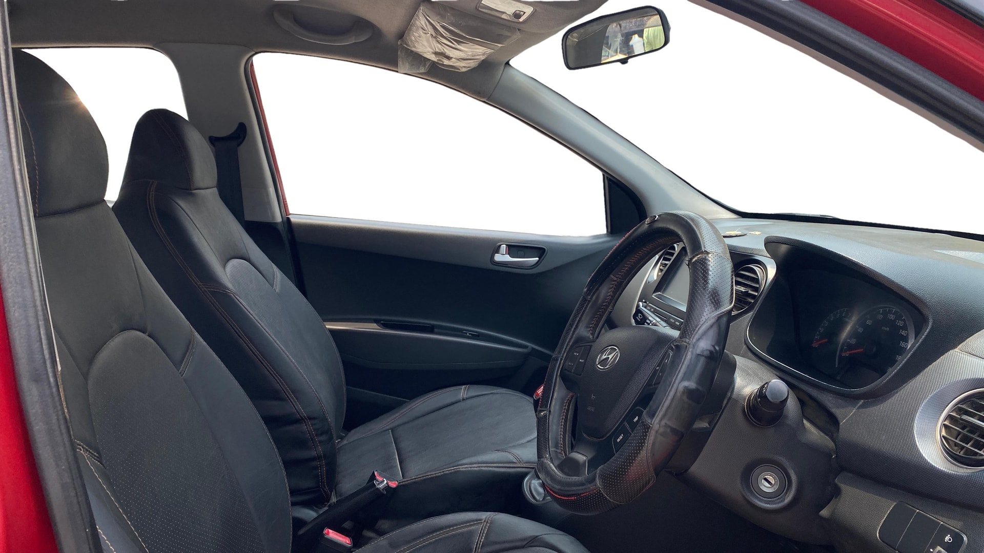 View 2019 Hyundai Grand i10 Sportz 1.2 Kappa VTVT Dual Tone Image 17 Used 2019 Hyundai Grand i10 Sportz 1.2 Kappa VTVT Dual Tone Image 17