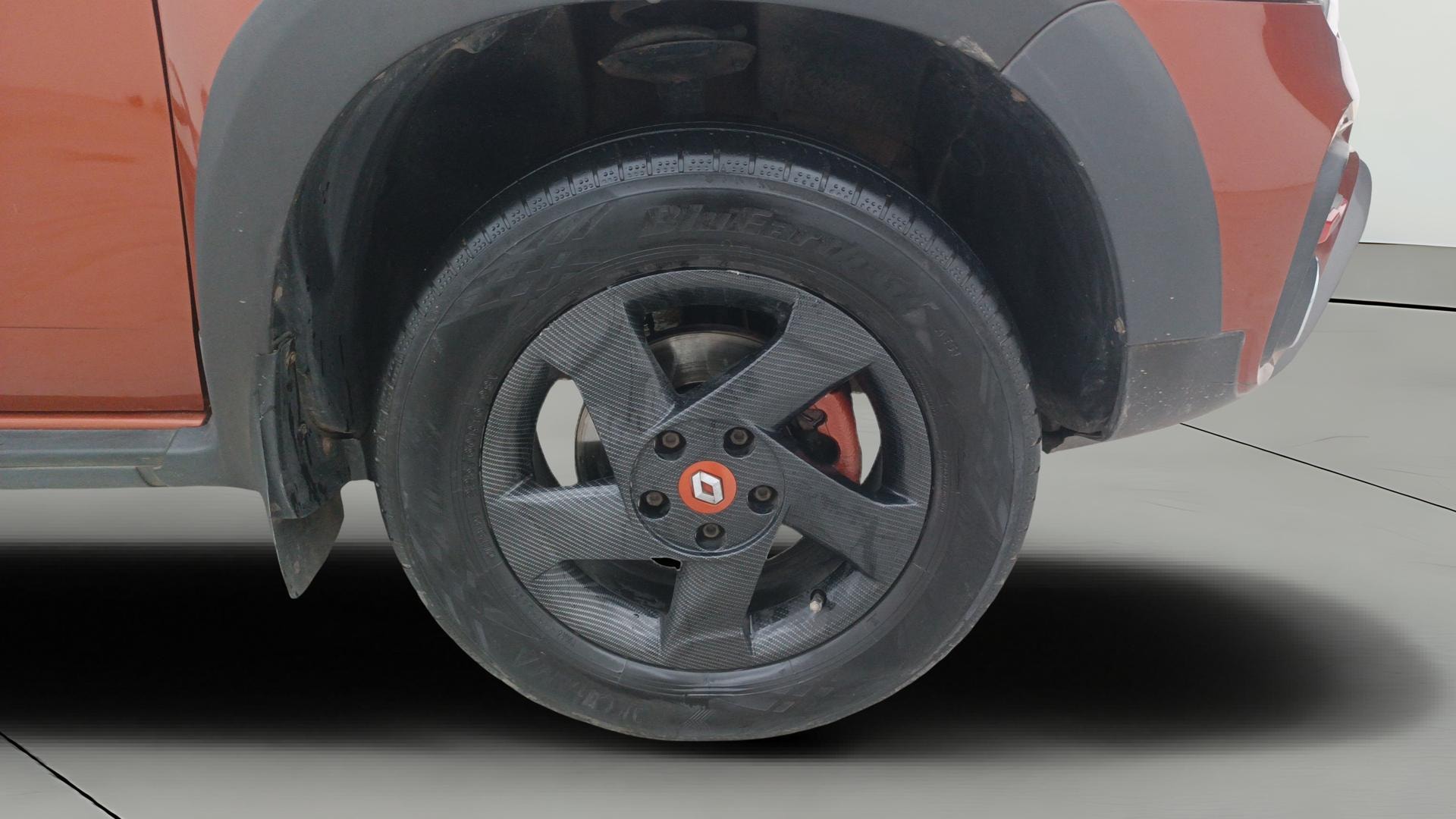 View 2020 Renault Duster 1.3L Turbo Petrol RXE Image 41 Used 2020 Renault Duster 1.3L Turbo Petrol RXE Image 41