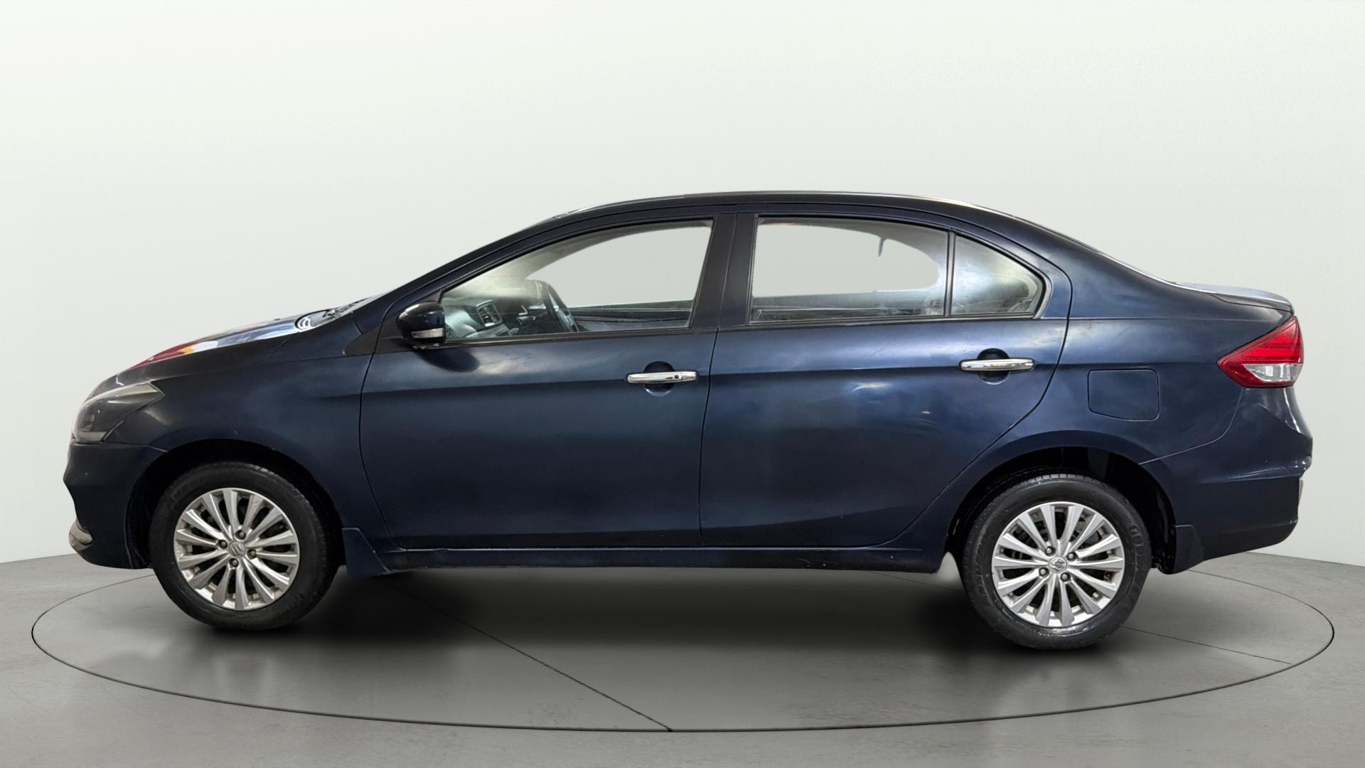 View 2022 Maruti Suzuki 1000 Base Variant Image 6 Used 2022 Maruti Suzuki 1000 Base Variant Image 6