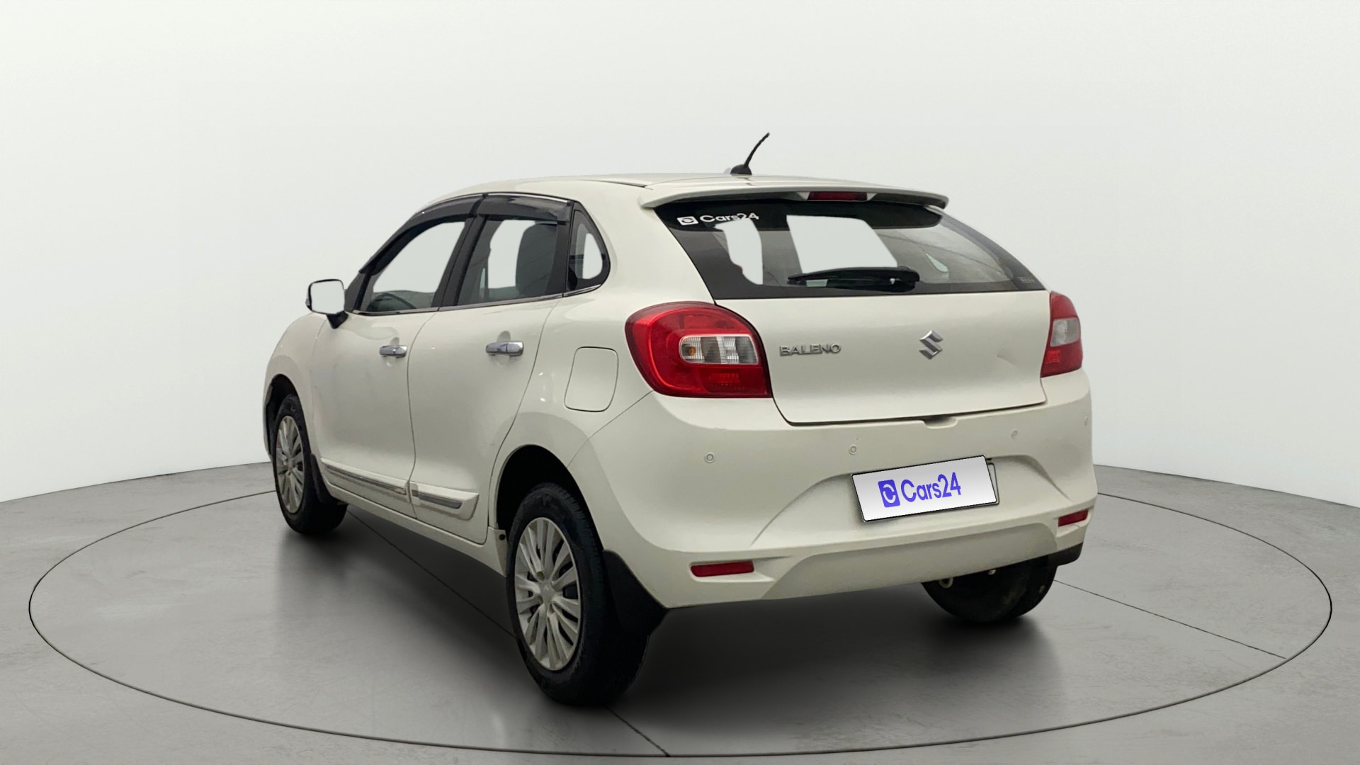 View 2021 Maruti Suzuki 1000 Base Variant Image 2 Used 2021 Maruti Suzuki 1000 Base Variant Image 2
