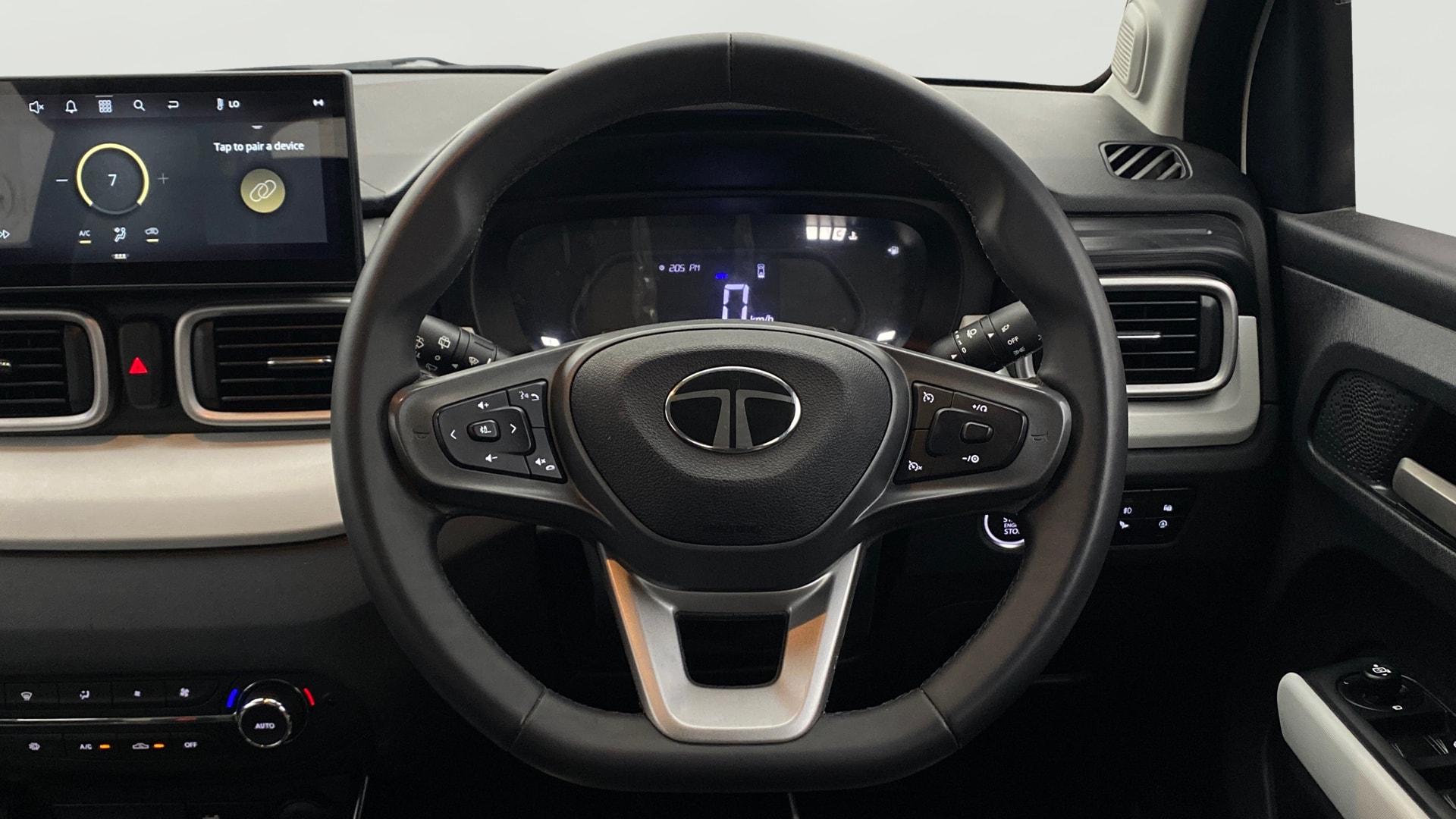 Used 2025 Tata Punch Used 2025 Tata Punch