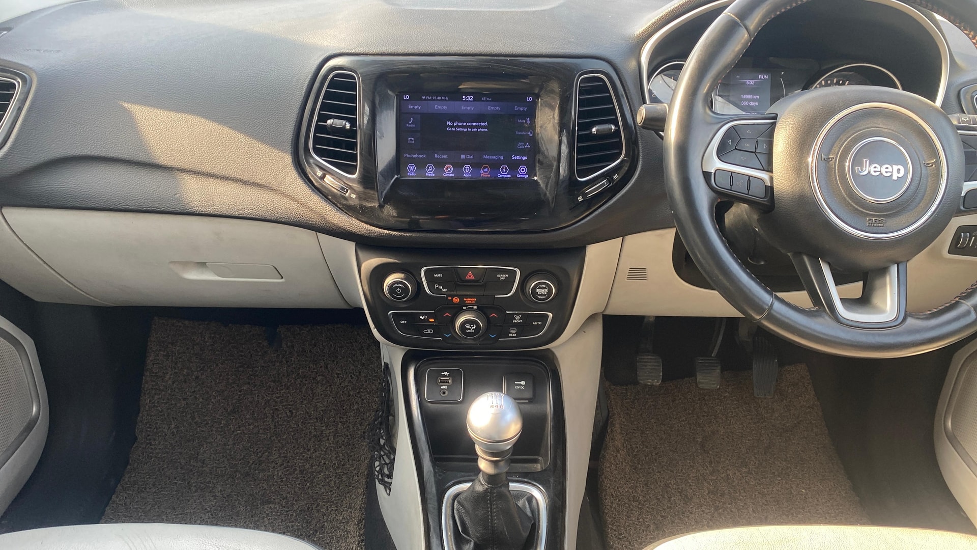 View 2018 Jeep Compass Limited 4X4 (O) 2.0 Diesel BS IV Image 17 Used 2018 Jeep Compass Limited 4X4 (O) 2.0 Diesel BS IV Image 17