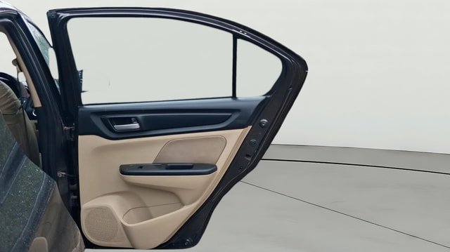 View Honda Amaze Image 6 Used Honda Amaze Image 6