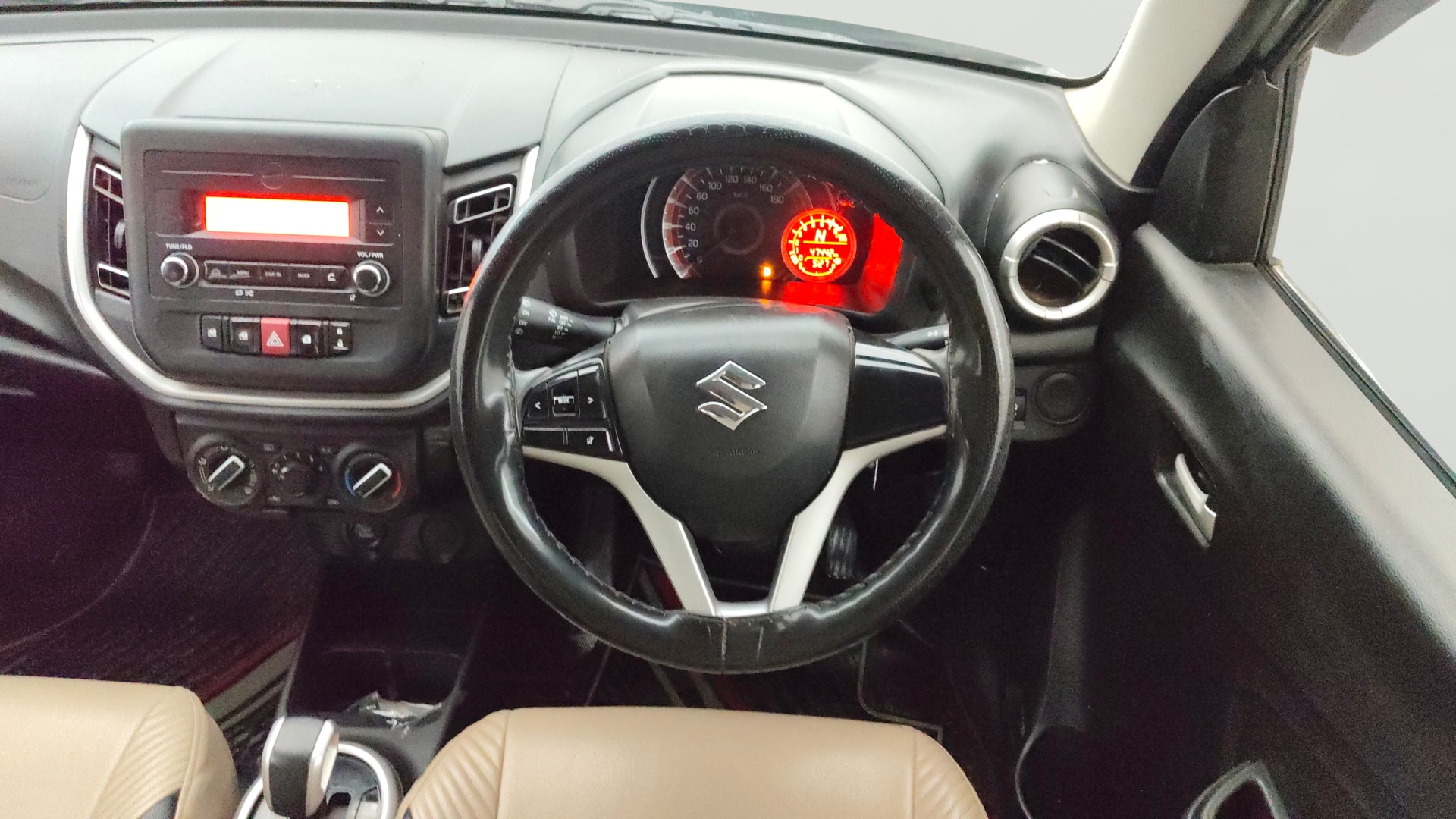 View 2022 Maruti Suzuki 1000 Base Variant Image 20 Used 2022 Maruti Suzuki 1000 Base Variant Image 20
